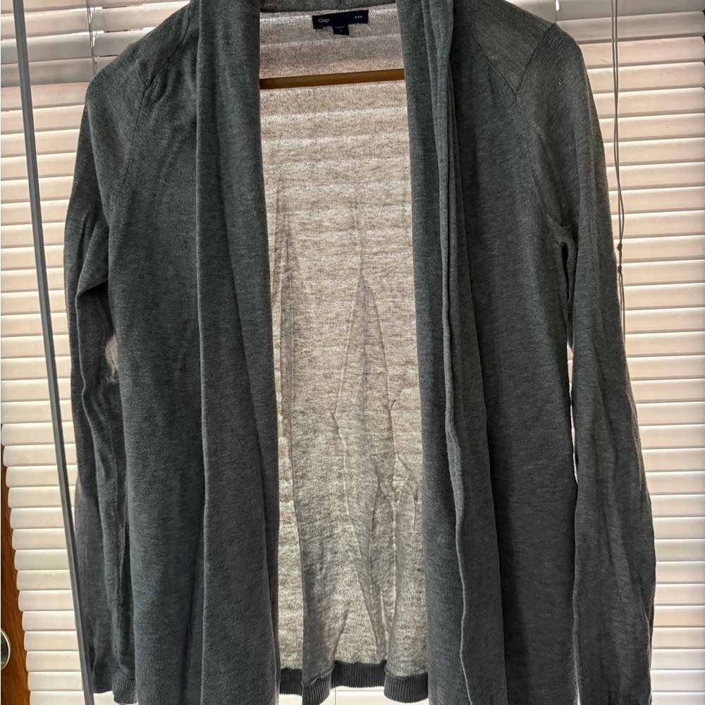 GAP Gray Cardigan Sweater Lightweight Knit
